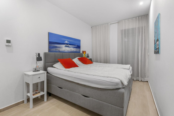 Herverkoop - Appartement  - Torrevieja - Los Frutales