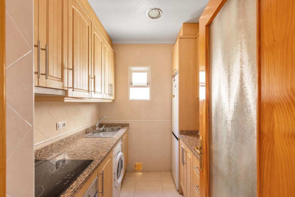 Herverkoop - Appartement  - Torrevieja - Estacion de autobuses
