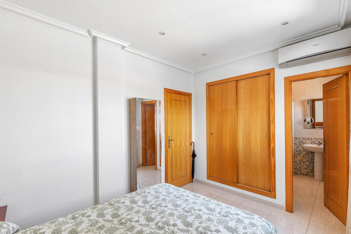 Herverkoop - Appartement  - Torrevieja - Estacion de autobuses