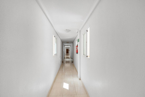 Herverkoop - Appartement  - Torrevieja - Estacion de autobuses