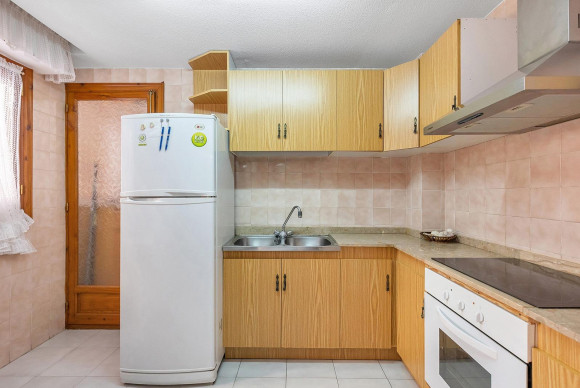 Herverkoop - Appartement  - Torrevieja - Estacion de autobuses