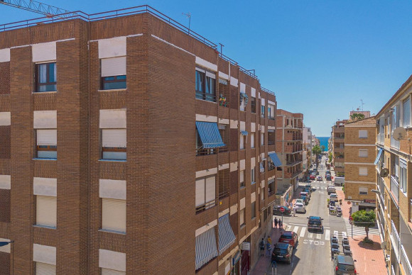 Herverkoop - Appartement  - Torrevieja - Estacion de autobuses