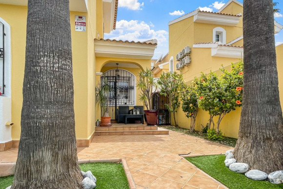 Herverkoop - Vrijstaande Villa - Orihuela Costa - Los Dolses