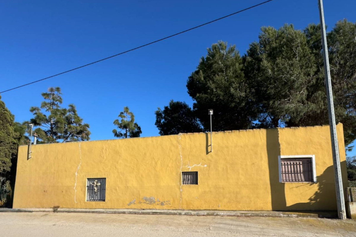 Resale - Finca / Country Property - Guardamar del Segura