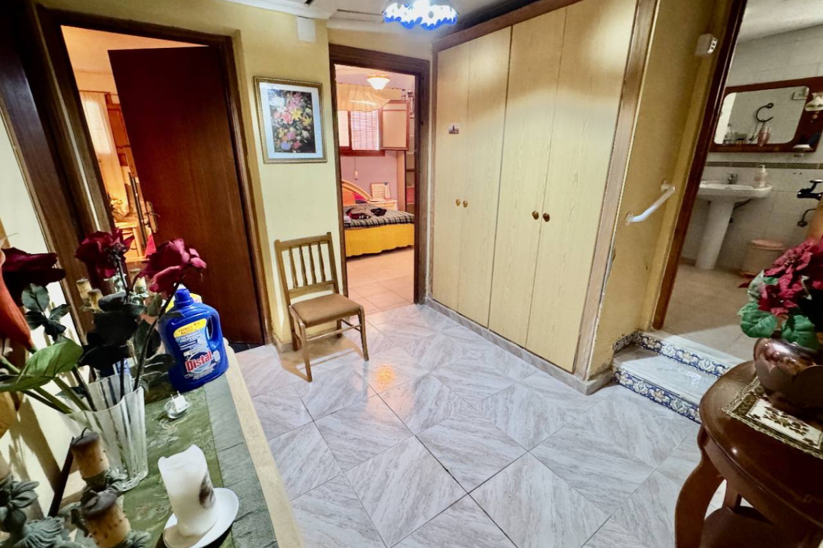 Resale - Finca / Country Property - Guardamar del Segura