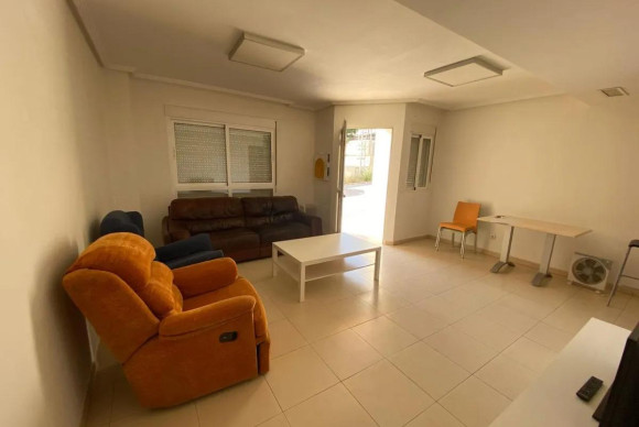 Herverkoop - Appartement  - Redován - PUEBLO