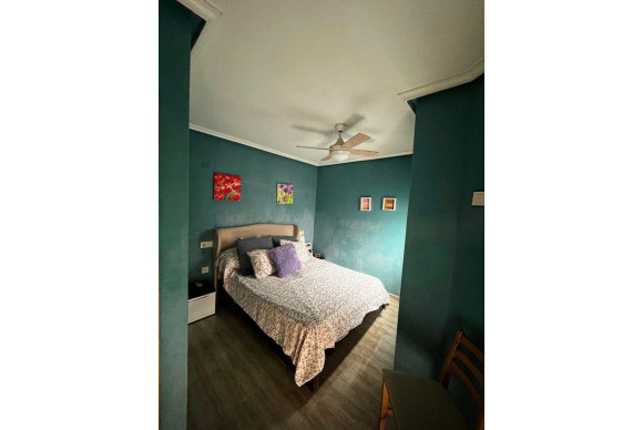 Resale - House - Redován - PUEBLO