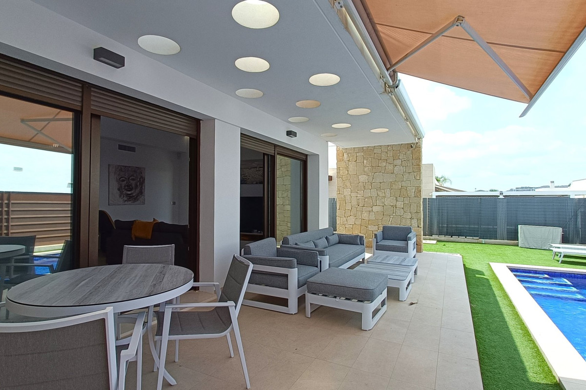 Revente - Detached Villa - Los Montesinos - Entre Naranjos / Vistabella Golf