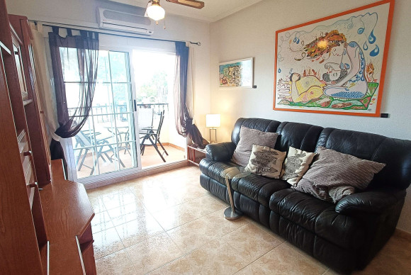 Resale - Apartment  - Orihuela Costa - Villamartin