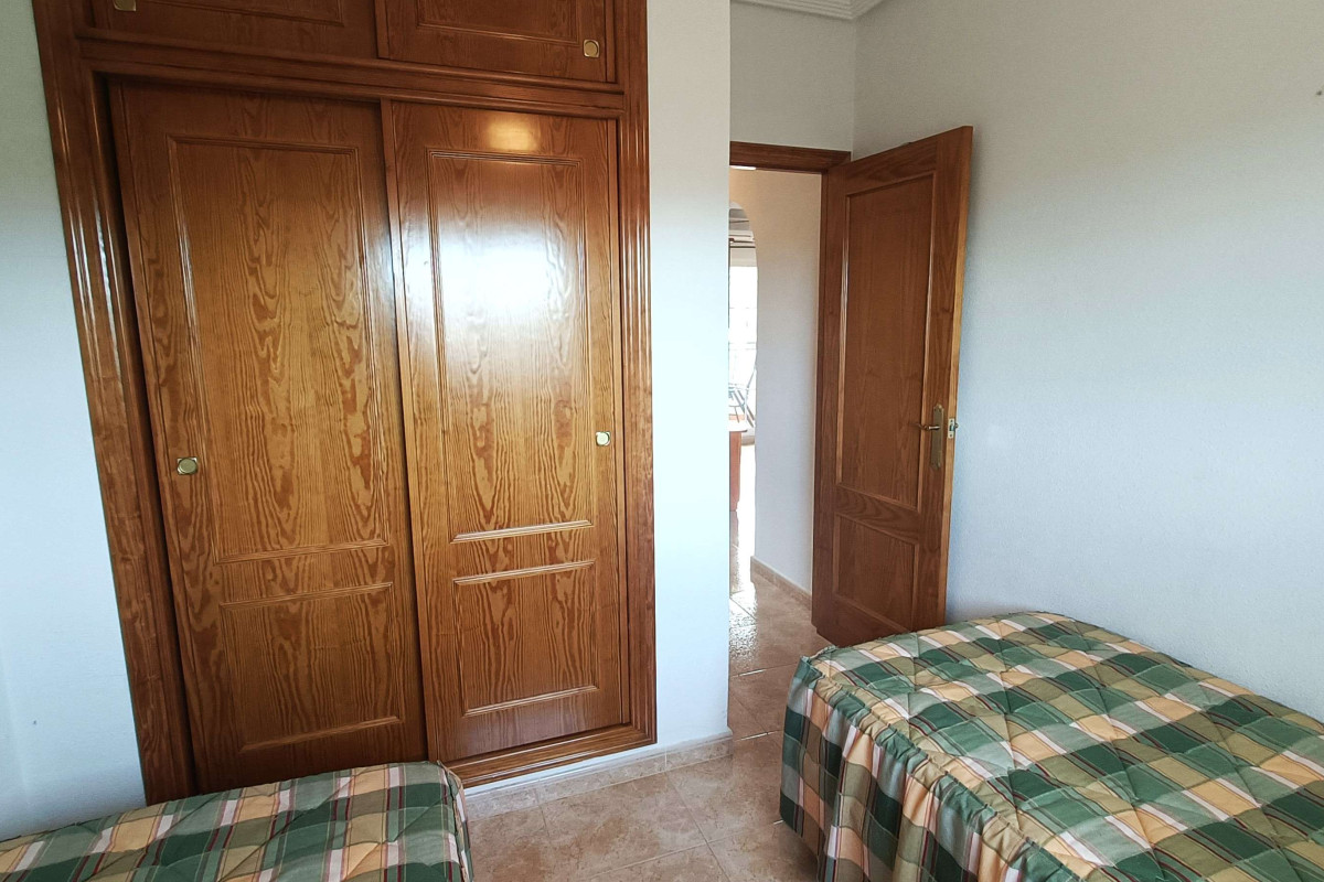 Resale - Apartment  - Orihuela Costa - Villamartin