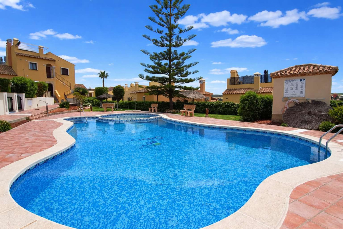 Resale - Apartment  - Algorfa - La Finca Golf Resort