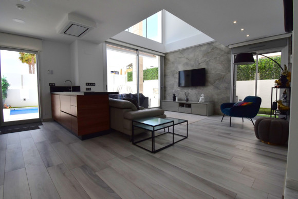 Resale - Detached Villa - Orihuela Costa - Lomas de Cabo Roig