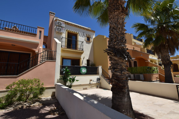 Herverkoop - Terraced house / Townhouse - Algorfa - La Finca Golf Resort