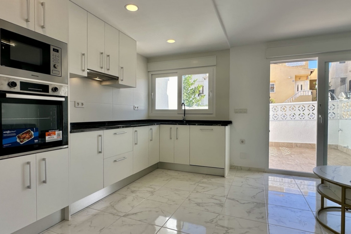 Resale - Townhouse - Torrevieja - Los Balcones - Los Altos del Edén