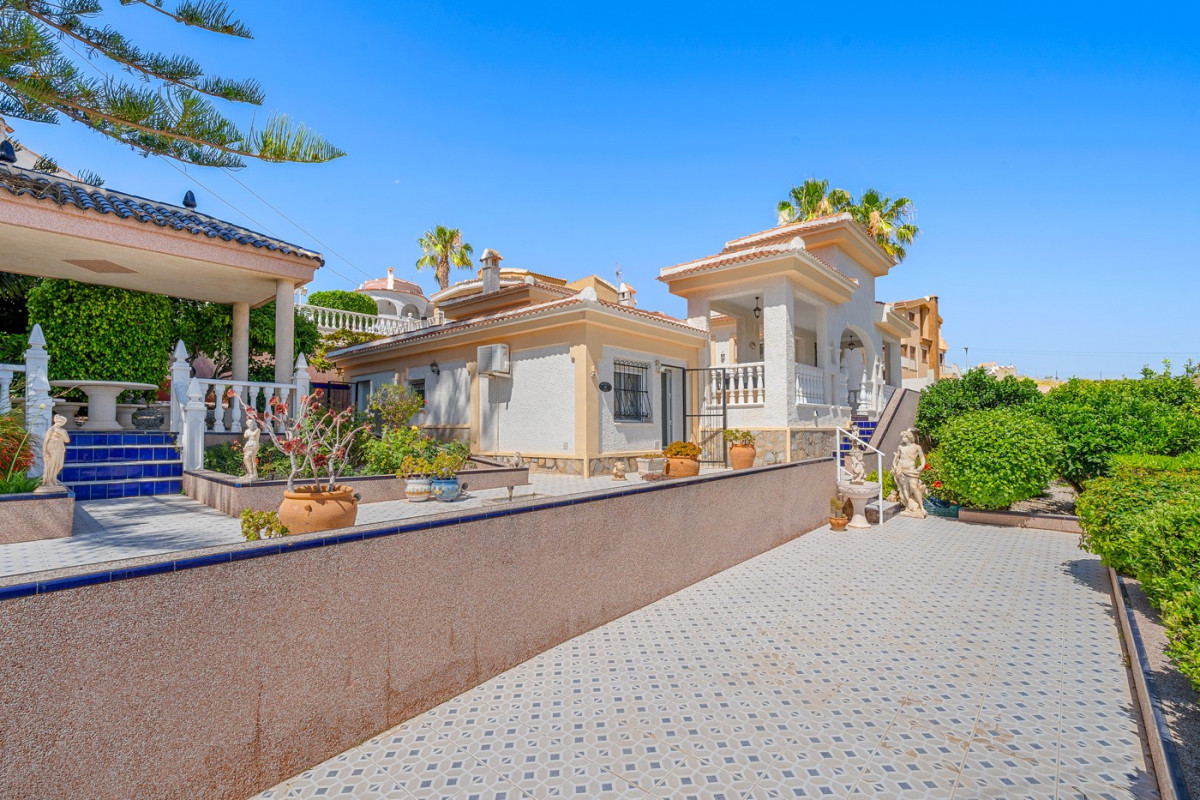 Reventa - Detached Villa - Ciudad Quesada - La Marquesa