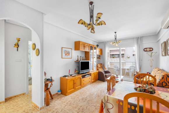 Revente - Flat - Torrevieja - Estacion de autobuses