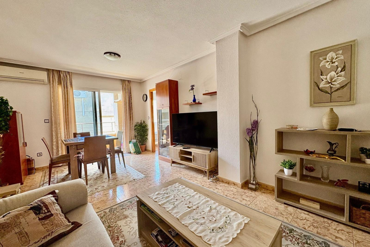 Herverkoop - Appartement  - Torrevieja - Estacion de autobuses