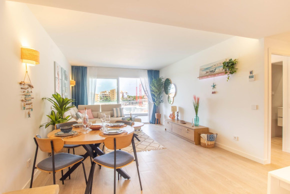 Resale - Apartment  - Torrevieja - Punta prima