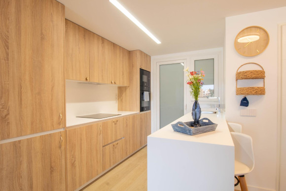 Resale - Apartment  - Torrevieja - Punta prima