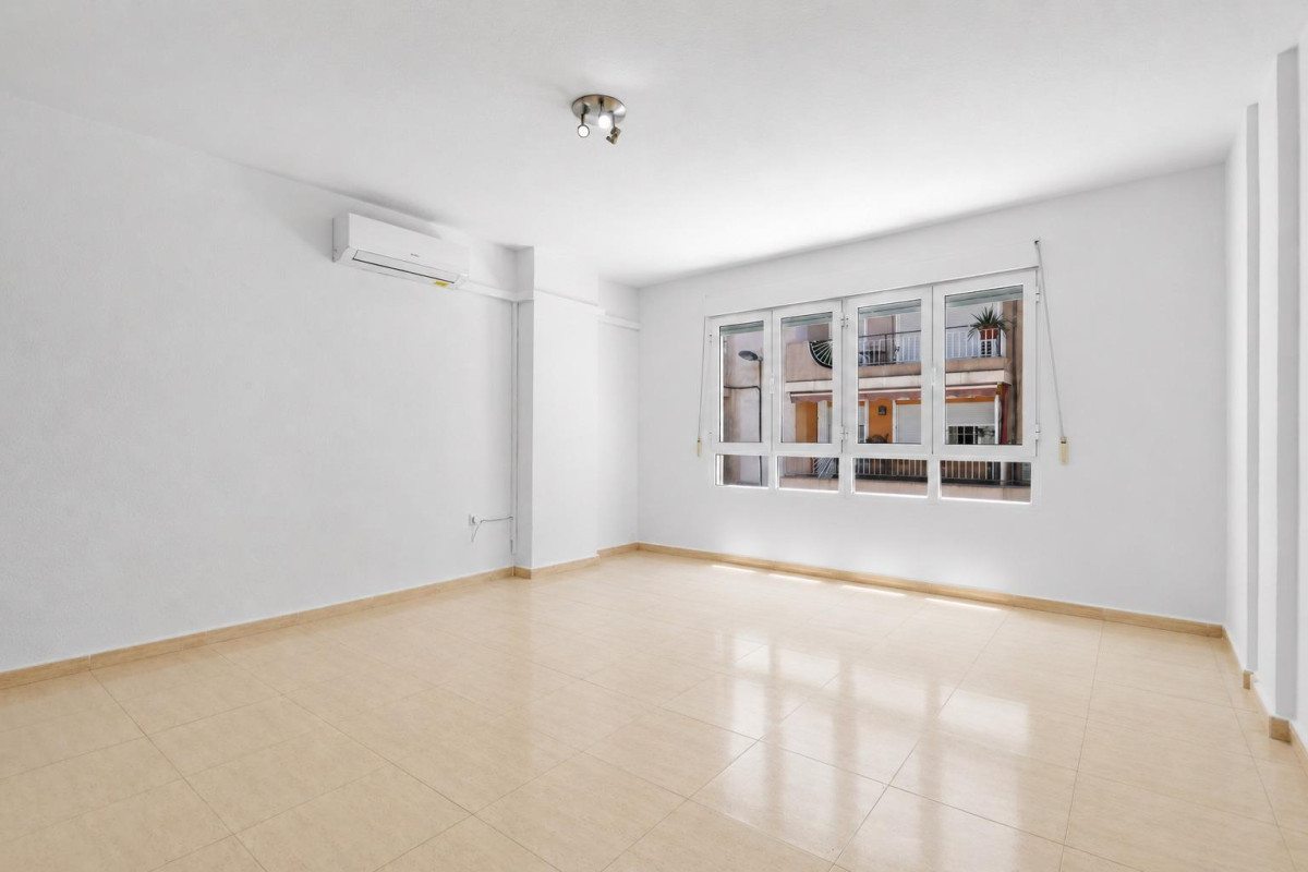 Revente - Flat - Torrevieja - Puerto Deportivo