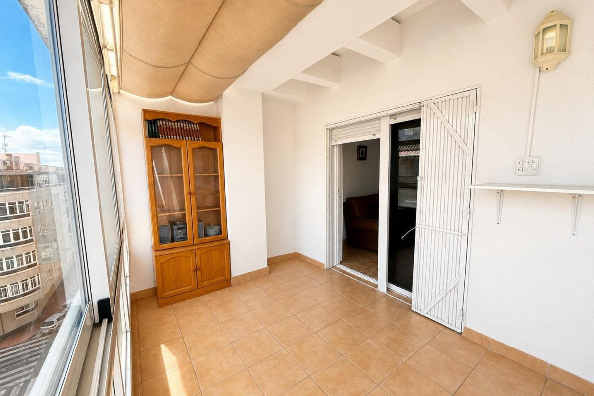 Herverkoop - Appartement  - Torrevieja - Estacion de autobuses