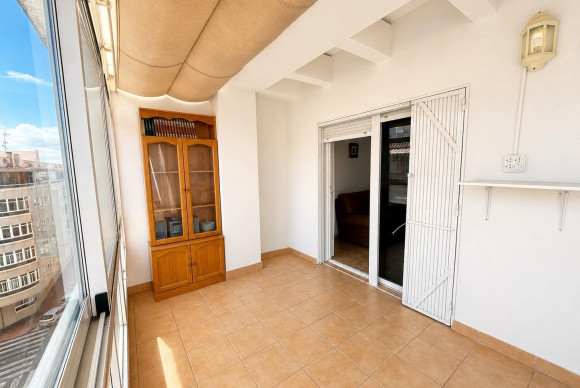 Herverkoop - Appartement  - Torrevieja - Estacion de autobuses