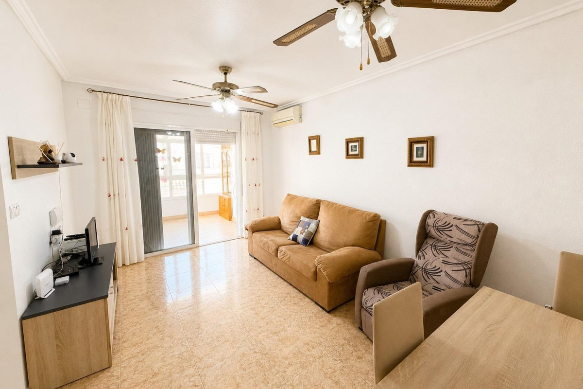 Herverkoop - Appartement  - Torrevieja - Estacion de autobuses