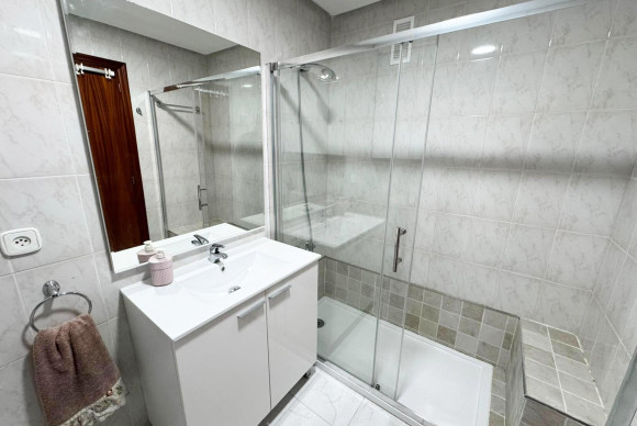 Reventa - Apartamento / piso - San Miguel de Salinas