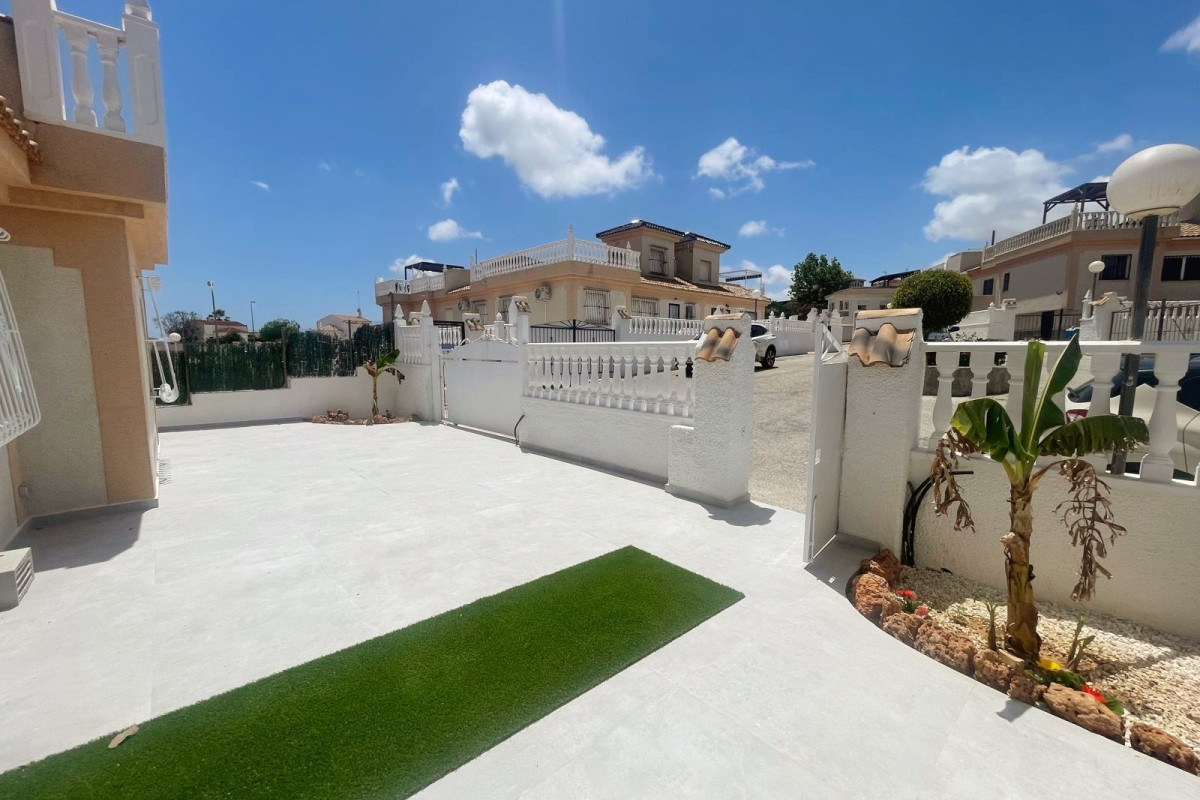 Resale - Townhouse - Ciudad Quesada - Upper Golf