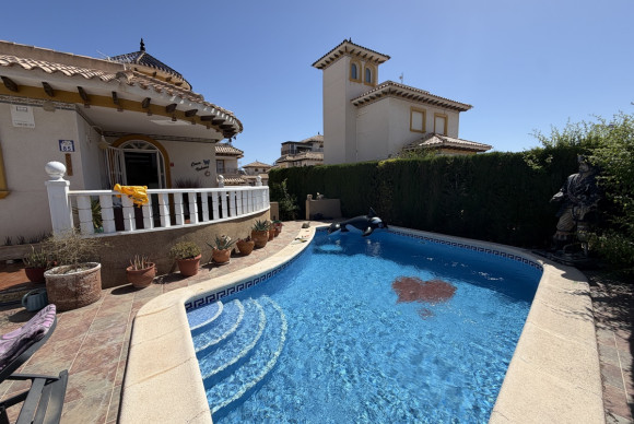 Herverkoop - Vrijstaande Villa - Orihuela Costa - Villamartin