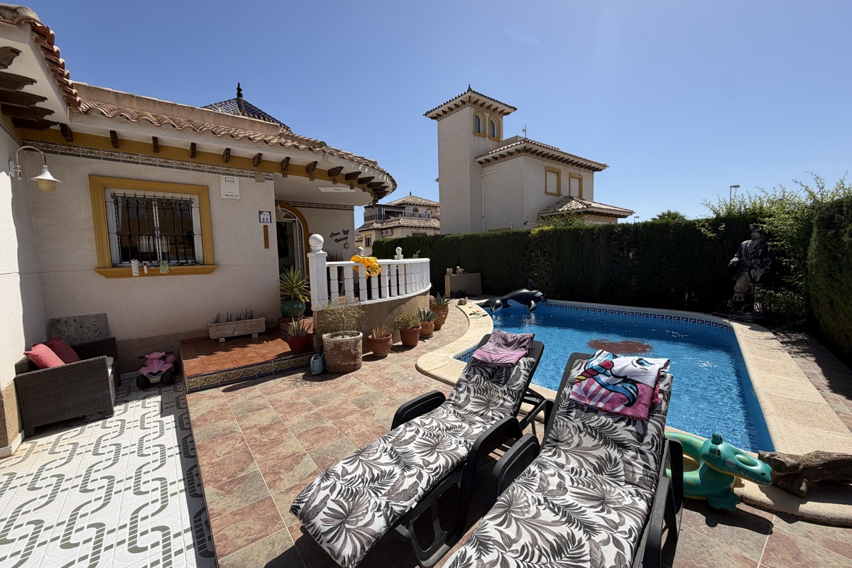 Herverkoop - Vrijstaande Villa - Orihuela Costa - Villamartin
