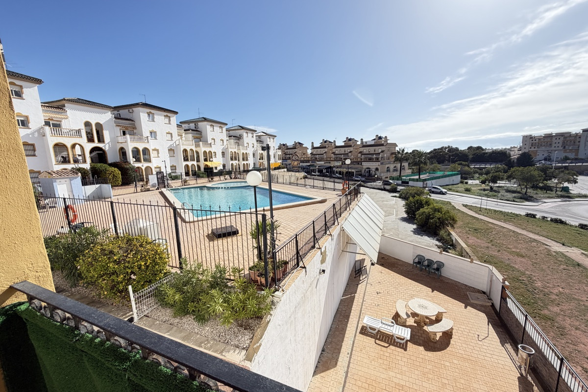 Herverkoop - Appartement  - Orihuela Costa - La Zenia