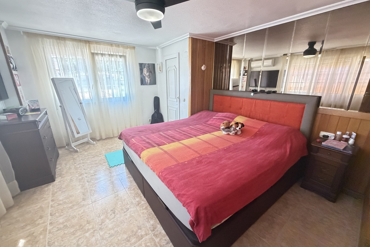 Herverkoop - Vrijstaande Villa - Torrevieja - Los Balcones