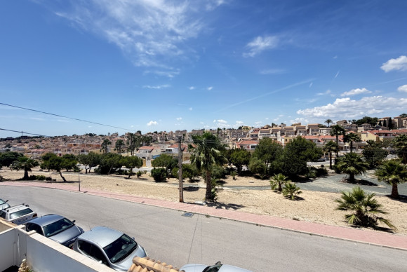 Herverkoop - Vrijstaande Villa - Orihuela Costa - Villamartin