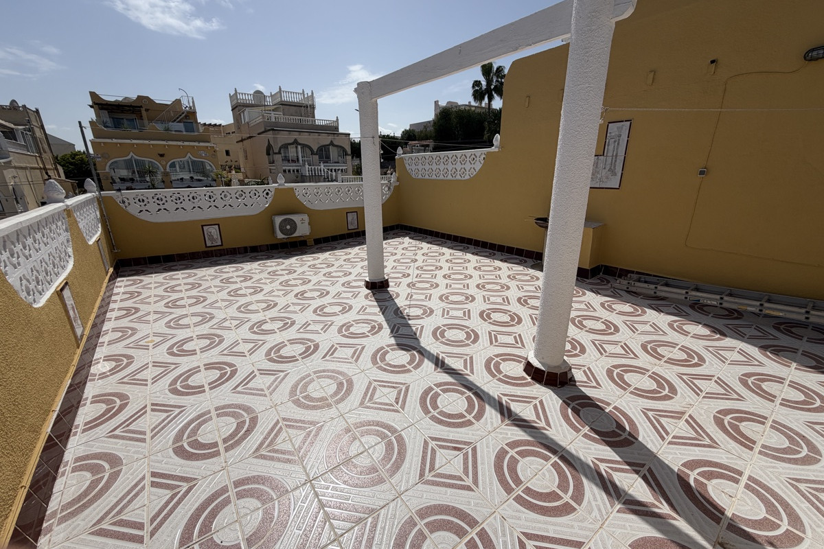 Resale - Bungalow - San Miguel de Salinas - San Miguel - Town