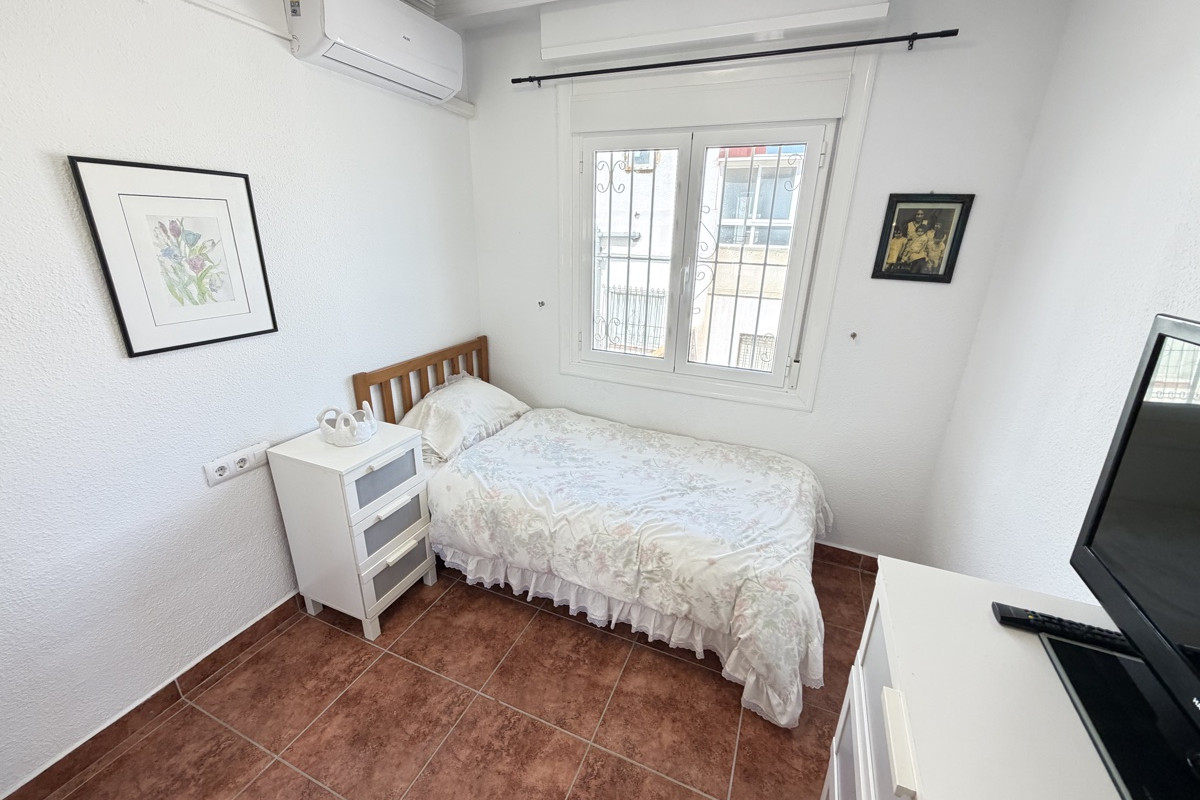 Resale - Bungalow - San Miguel de Salinas - San Miguel - Town