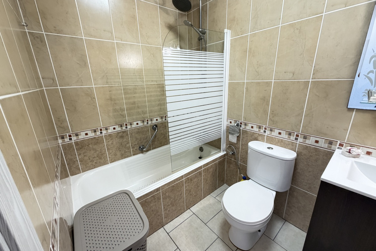 Resale - Bungalow - San Miguel de Salinas - San Miguel - Town