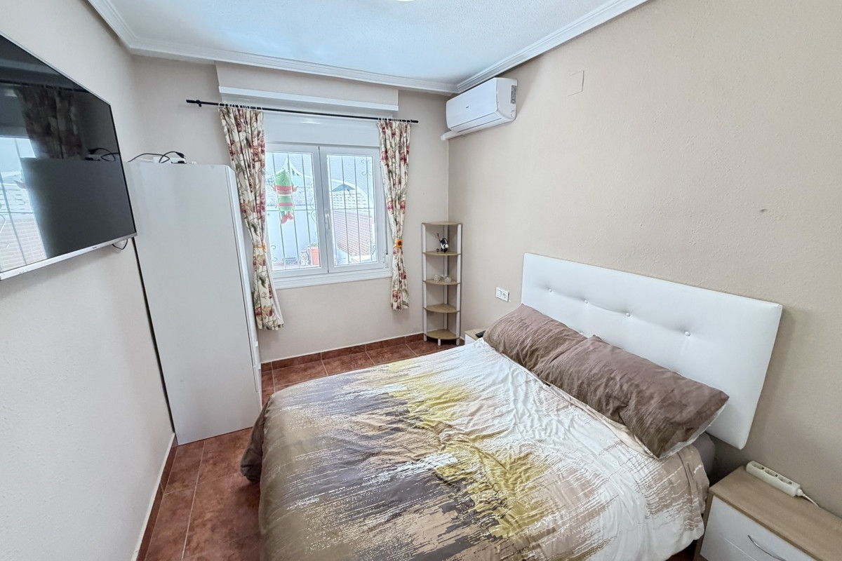 Resale - Bungalow - San Miguel de Salinas - San Miguel - Town