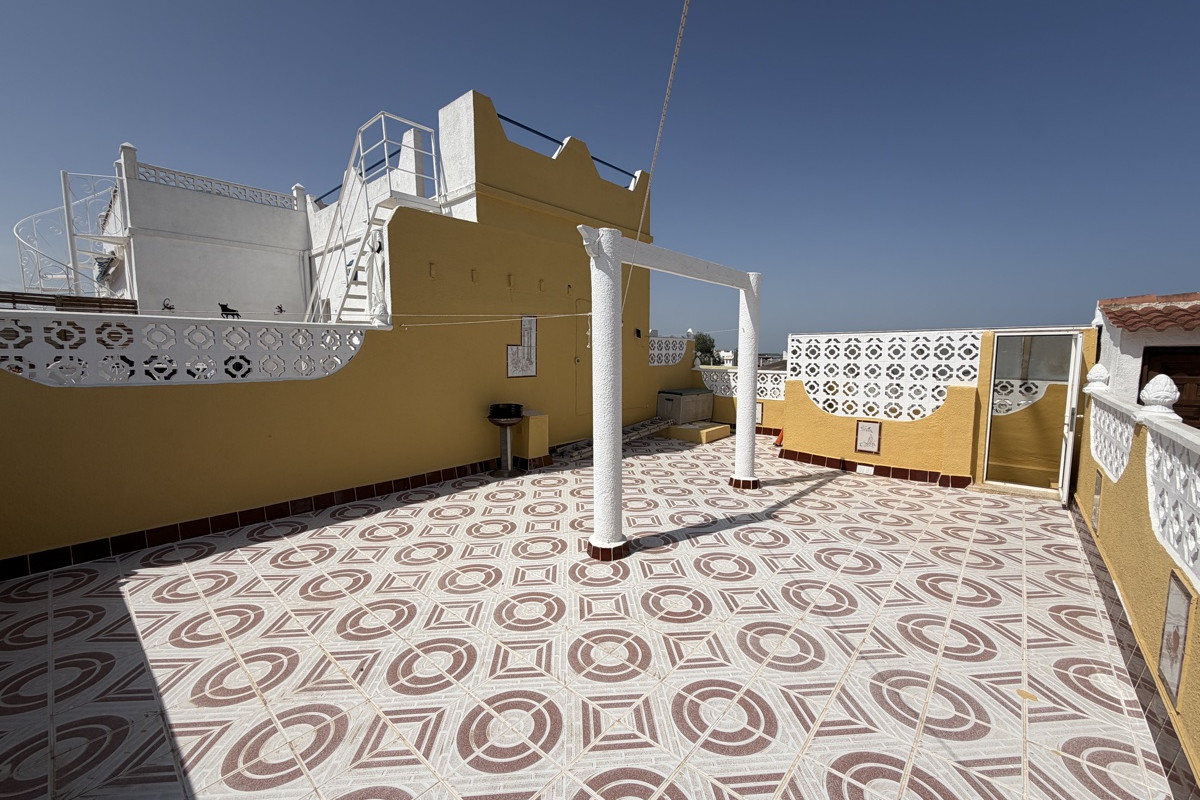 Resale - Bungalow - San Miguel de Salinas - San Miguel - Town