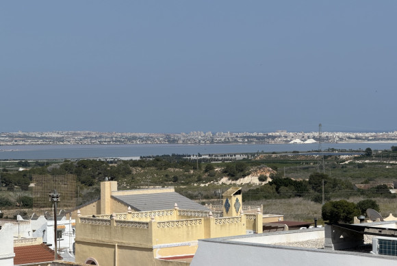 Resale - Bungalow - San Miguel de Salinas - San Miguel - Town