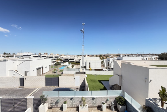 Herverkoop - Vrijstaande Villa - Orihuela Costa - Villamartin