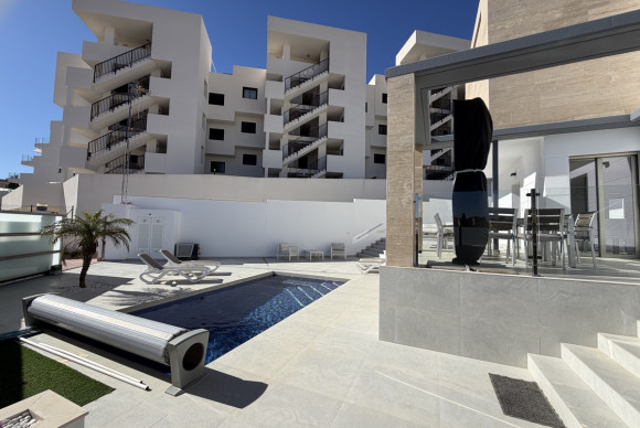 Herverkoop - Vrijstaande Villa - Orihuela Costa - Villamartin