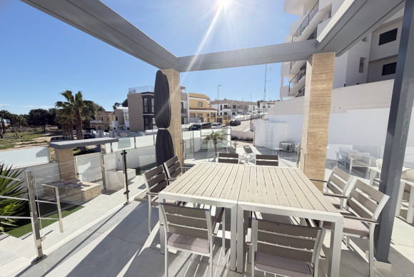 Herverkoop - Vrijstaande Villa - Orihuela Costa - Villamartin