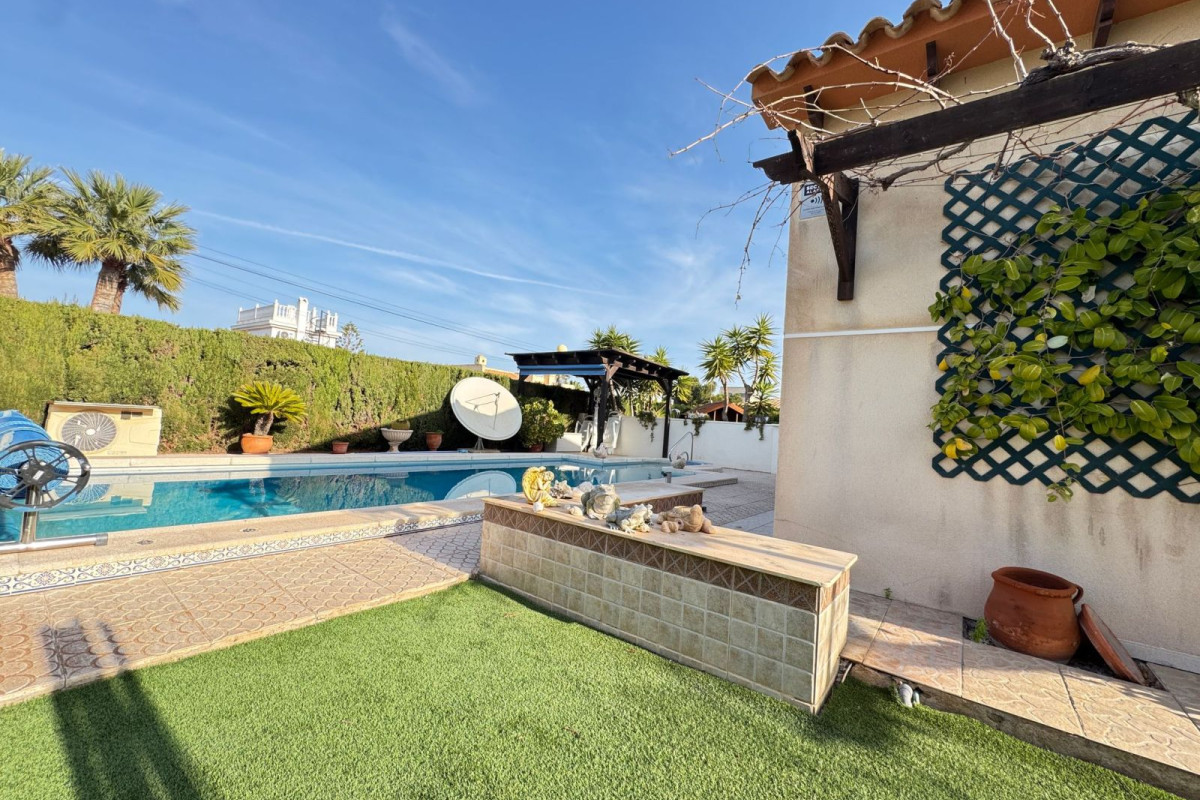 Herverkoop - Vrijstaande Villa - Orihuela Costa - Cabo Roig