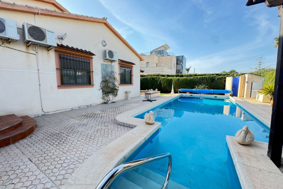 Herverkoop - Vrijstaande Villa - Orihuela Costa - Cabo Roig