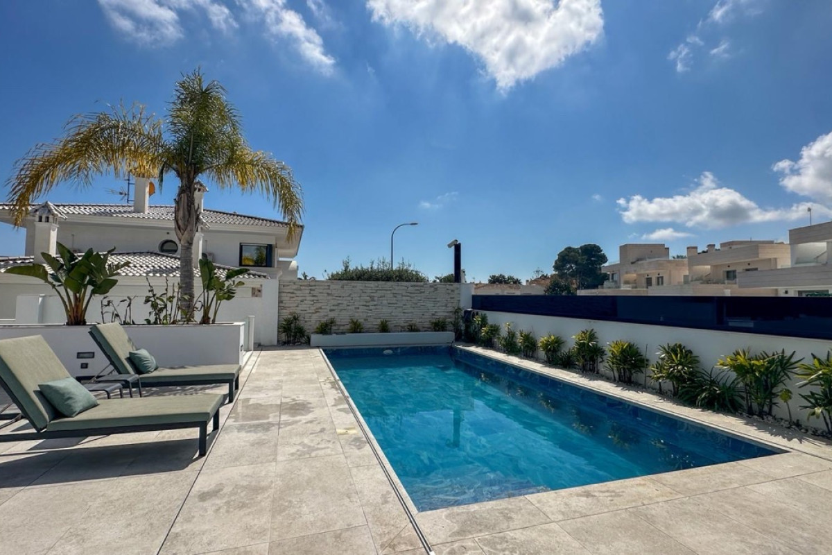 Herverkoop - Vrijstaande Villa - Orihuela Costa - Villamartin