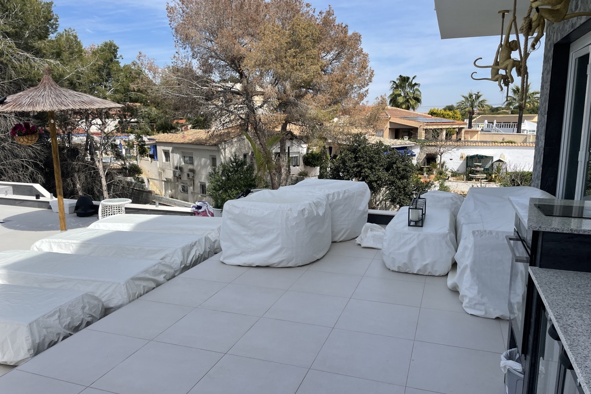 Herverkoop - Vrijstaande Villa - Torrevieja - Los Balcones