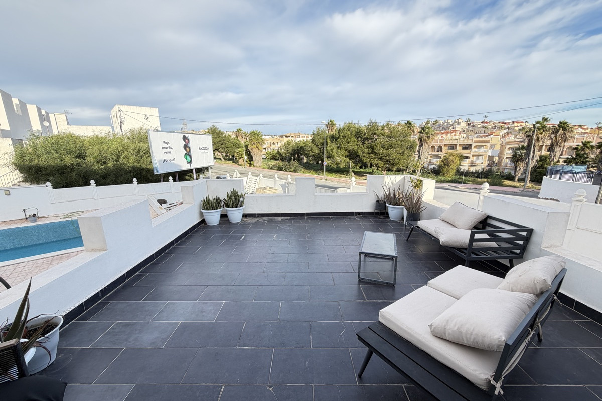 Herverkoop - Vrijstaande Villa - Orihuela Costa - Villamartin