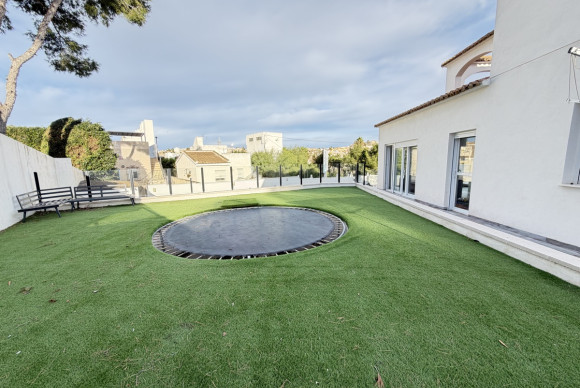 Herverkoop - Vrijstaande Villa - Orihuela Costa - Villamartin