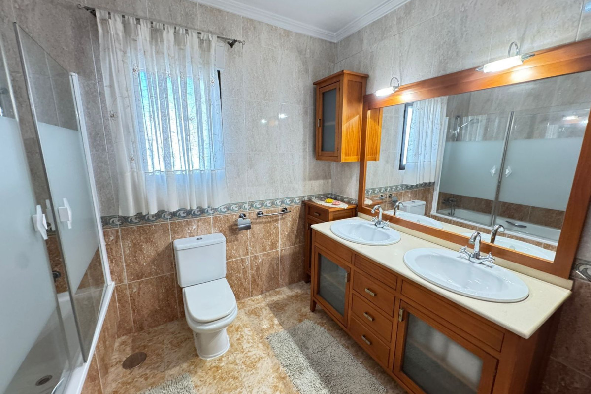 Reventa - Adosado - San Miguel de Salinas - San Miguel - Town